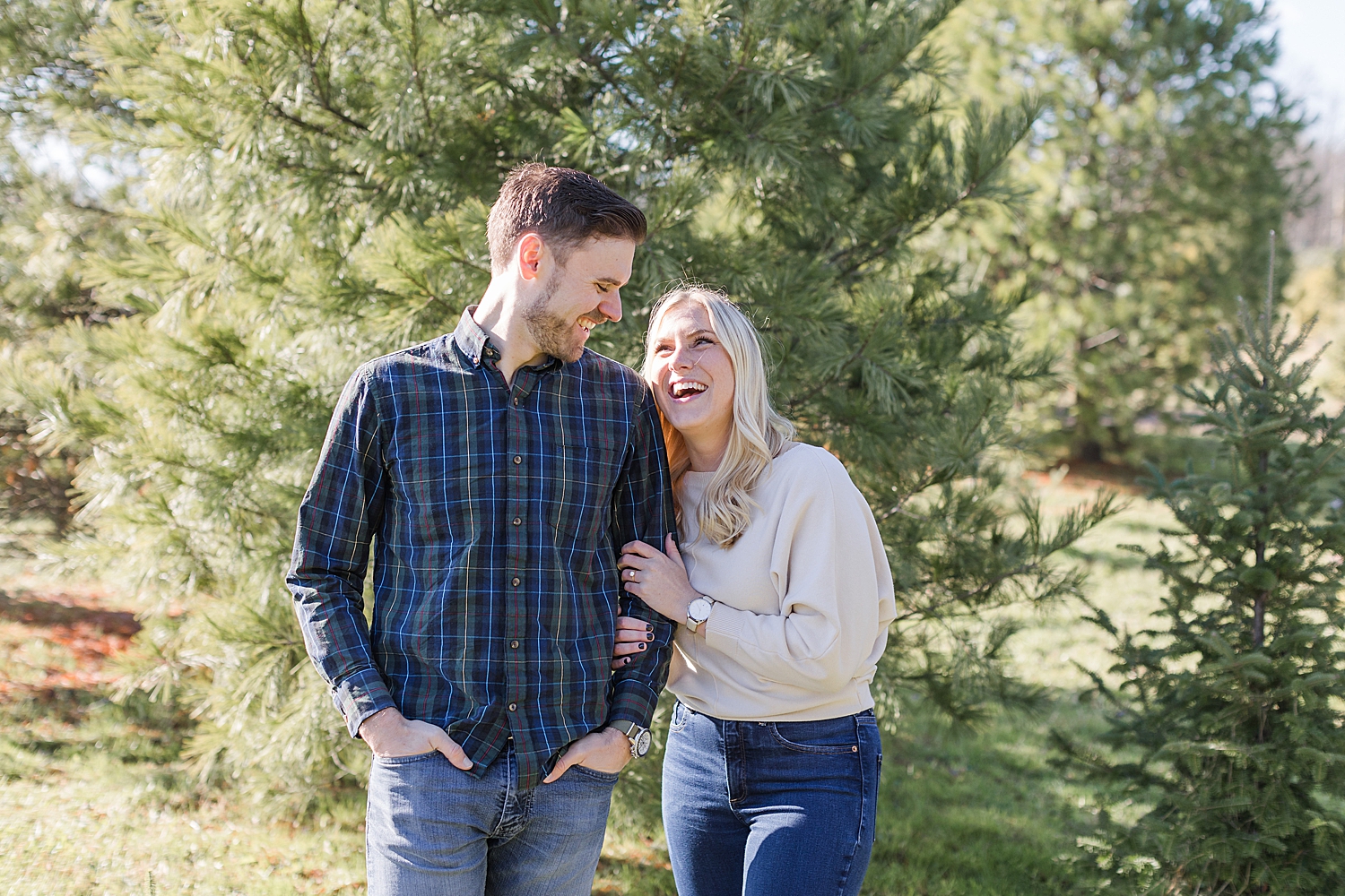 candid couple portraits