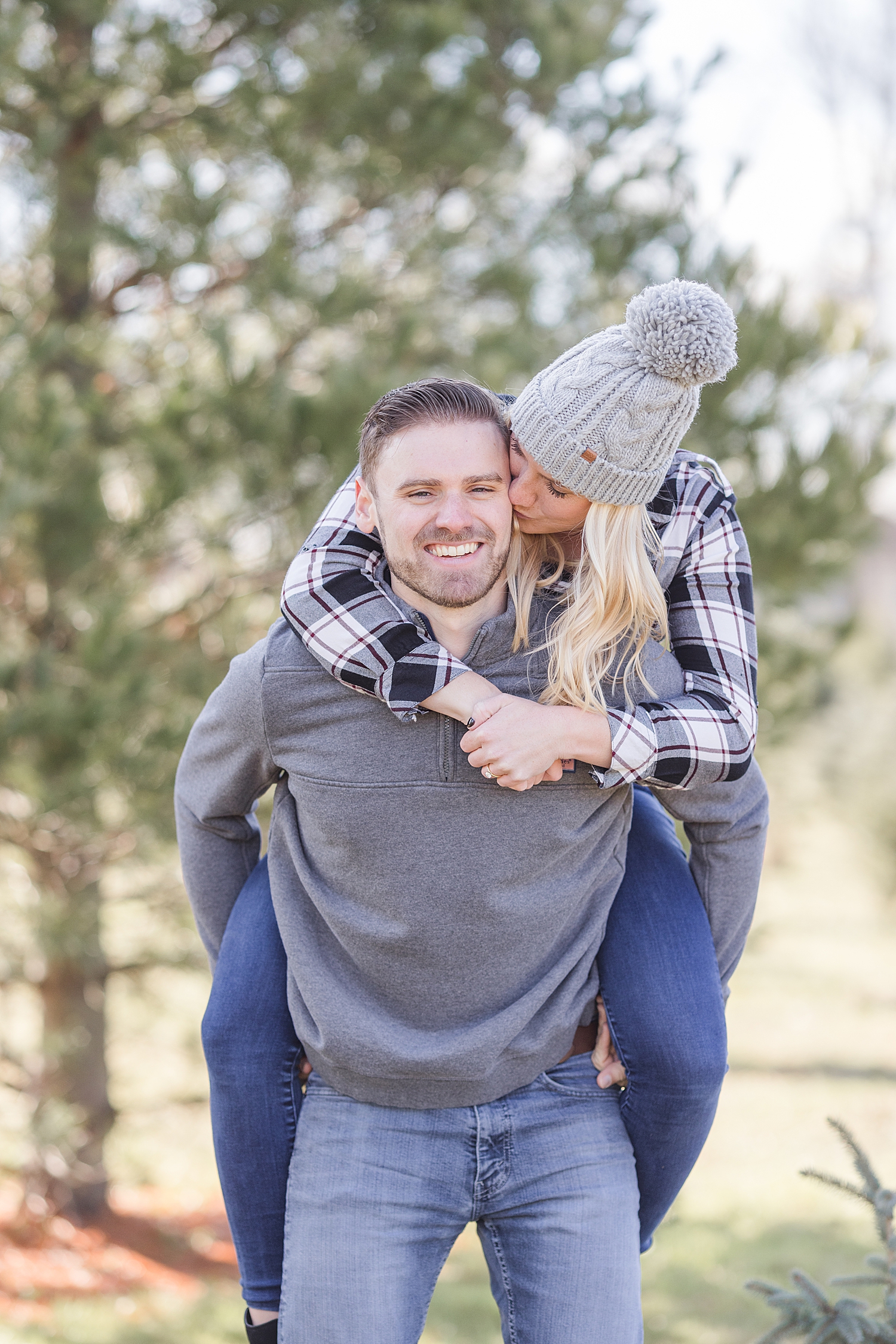 cozy winter engagement session