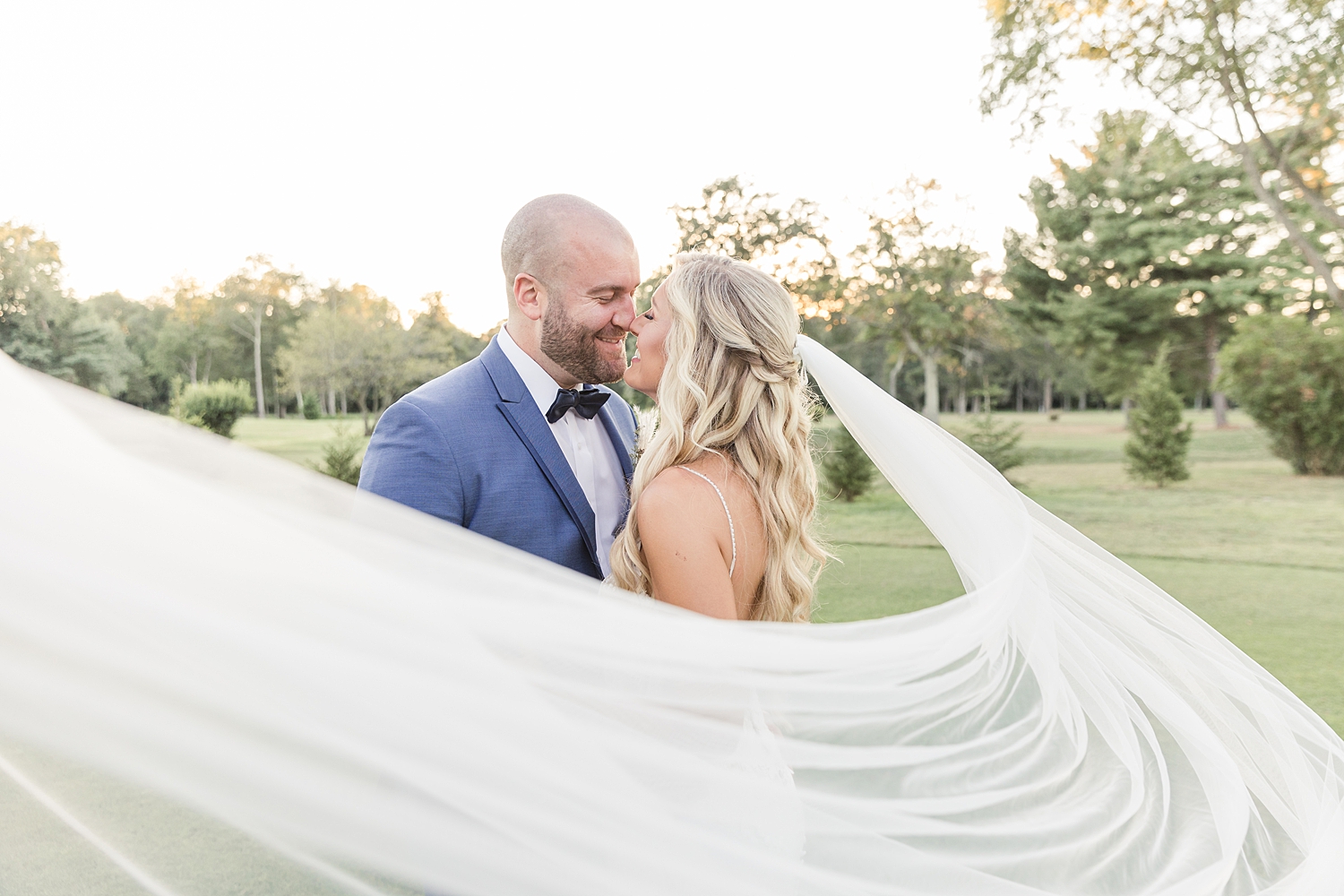 timeless sunset wedding photos 