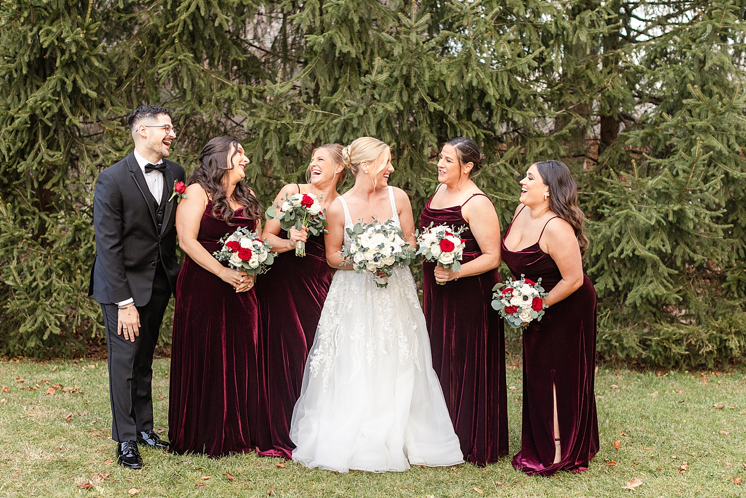 Festive Holiday Wedding in New Jersey 