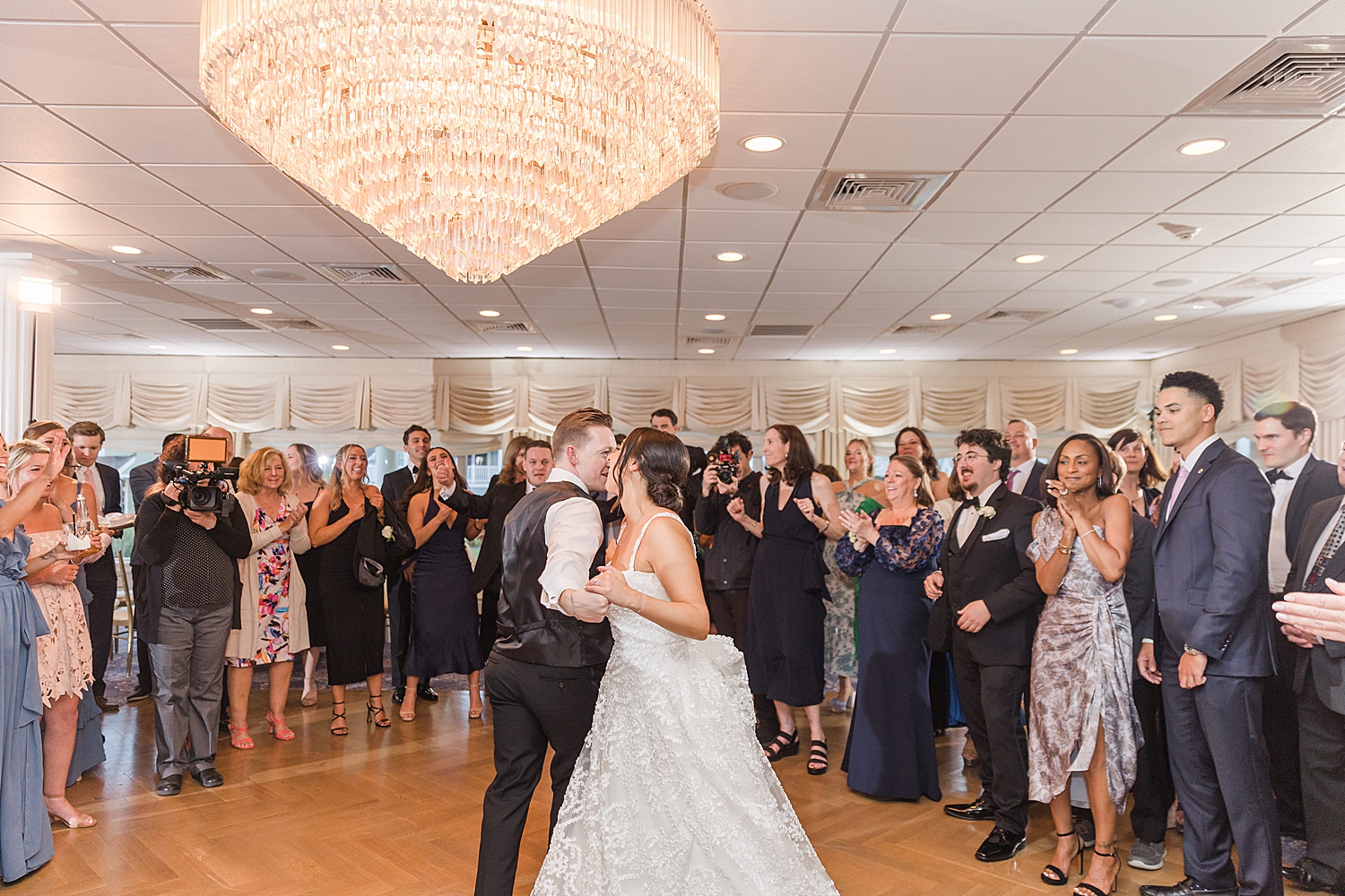 Romantic Spring Wedding in New Jersey